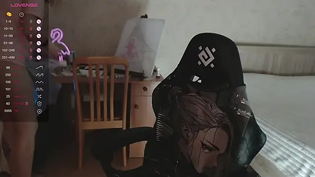 Snapshot of Agatha_Mott chatting on September 2025 05:07:01 AM Agatha Mott online show from September 2025 05:07:01 AM