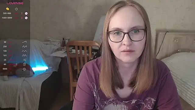 Snapshot of Agatha_Mott chatting on September 2025 05:12:01 AM Agatha Mott online show from September 2025 05:12:01 AM