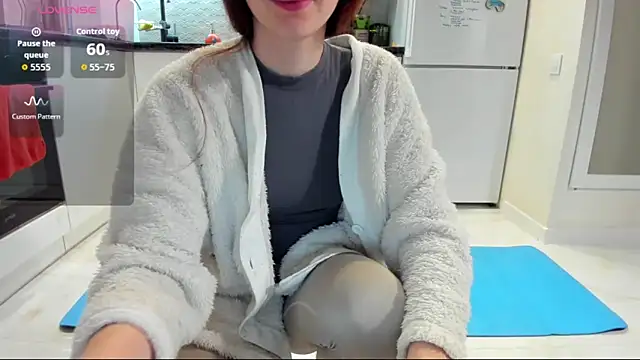 Snapshot of Katya_yoga chatting on December 2025 04:18:02 AM Katya yoga online show from December 2025 04:18:02 AM