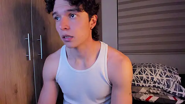 Mastrangelo xxx online show from October 2025 02:52:01 AM