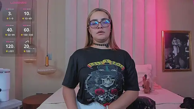 JessyCream online show from July 2026 08:52:01 PM