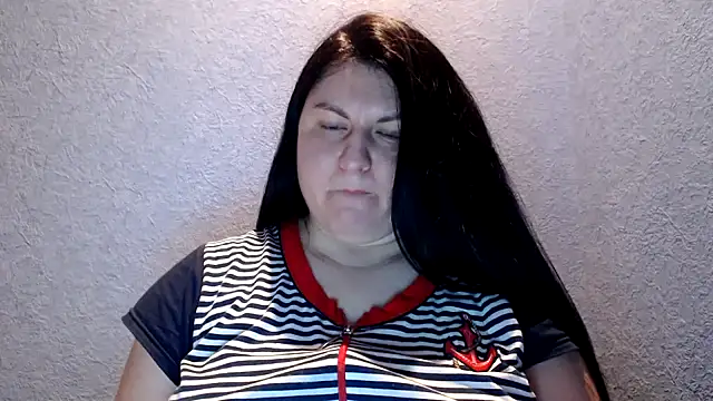 KiraSwee online show from March 2025 06:11:02 PM