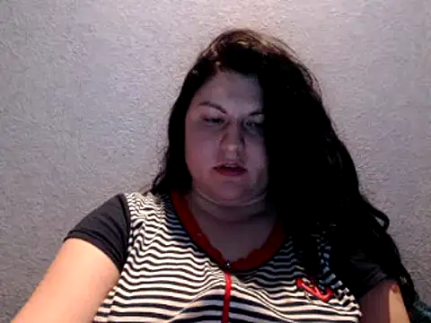 KiraSwee online show from March 2025 05:45:02 PM