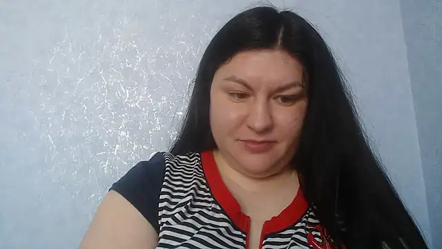 KiraSwee online show from January 2026 10:41:02 AM