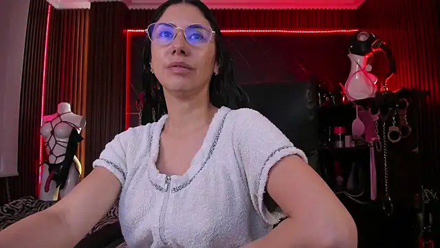 XiaQueen online show from October 2025 11:22:01 AM