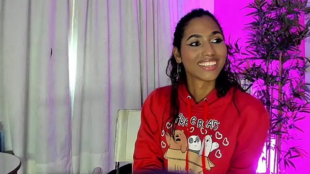 Alissemasiel online show from April 2026 06:14:02 PM
