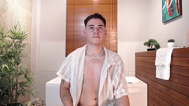 Snapshot of Gabriell_ramirez chatting on March 2025 03:47:01 AM Gabriell ramirez online show from March 2025 03:47:01 AM