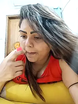 blue-berry07 online show from April 2026 03:54:02 PM