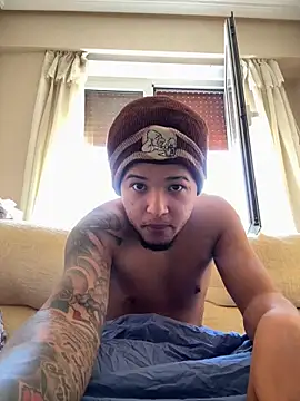 Snapshot of yeiyei_oficial chatting on October 2025 12:23:02 PM yeiyei oficial online show from October 2025 12:23:02 PM