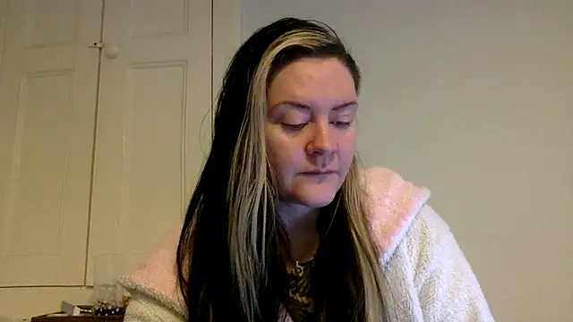 AureliaXOX online show from February 2025 09:20:02 AM