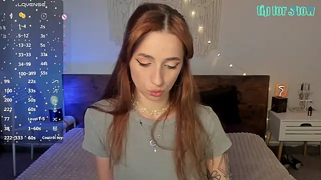 Maria Moonlight online show from April 2026 01:59:01 PM