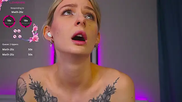 Snapshot of LeaCox_ chatting on November 2025 07:52:02 AM LeaCox online show from November 2025 07:52:02 AM