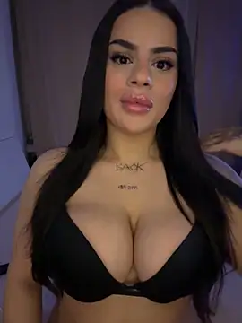 Snapshot of mrsbellanova chatting on November 2025 10:32:02 PM mrsbellanova online show from November 2025 10:32:02 PM