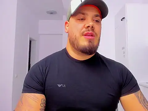 Snapshot of ZackMasterss chatting on October 2025 10:48:02 PM ZackMasterss online show from October 2025 10:48:02 PM