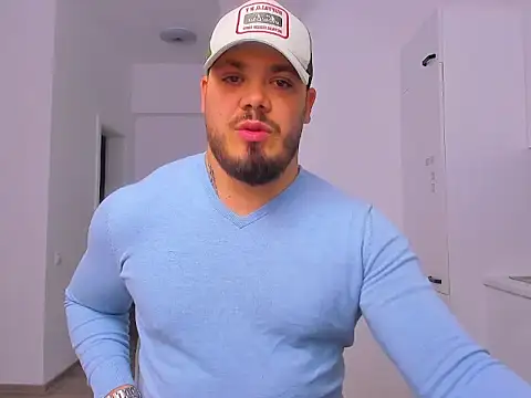 Snapshot of ZackMasterss chatting on November 2025 11:29:01 PM ZackMasterss online show from November 2025 11:29:01 PM