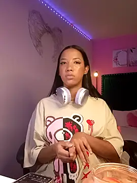 SallyWhitee online show from February 2026 05:11:02 AM