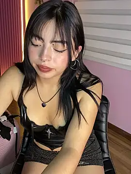 Snapshot of Valu_euphoria chatting on February 2025 11:34:02 PM Valu euphoria online show from February 2025 11:34:02 PM