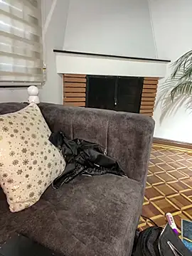 Snapshot of Valu_euphoria chatting on February 2025 10:31:01 PM Valu euphoria online show from February 2025 10:31:01 PM