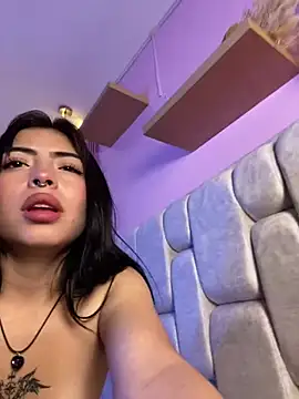 Snapshot of Valu_euphoria chatting on March 2025 01:43:01 AM Valu euphoria online show from March 2025 01:43:01 AM