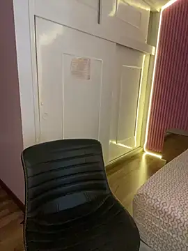 Snapshot of Valu_euphoria chatting on March 2025 07:54:01 PM Valu euphoria online show from March 2025 07:54:01 PM