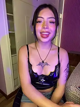 Snapshot of Valu_euphoria chatting on March 2025 10:58:01 PM Valu euphoria online show from March 2025 10:58:01 PM