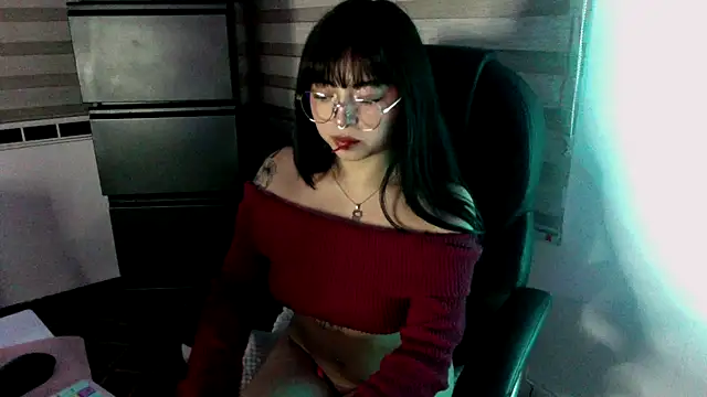 Snapshot of Valu_euphoria chatting on November 2025 01:27:02 AM Valu euphoria online show from November 2025 01:27:02 AM