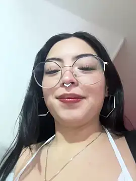 Snapshot of Valu_euphoria chatting on April 2026 06:59:02 PM Valu euphoria online show from April 2026 06:59:02 PM