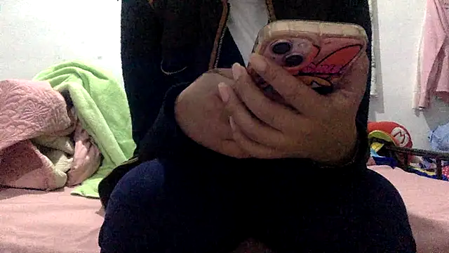 sharonlopez9611 online show from February 2026 03:00:02 AM