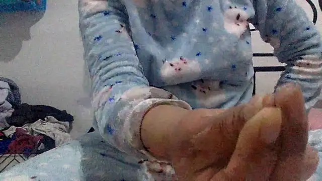 Snapshot of sharonlopez9611 chatting on February 2026 03:14:02 AM sharonlopez9611 online show from February 2026 03:14:02 AM