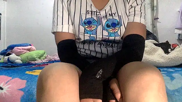 Snapshot of sharonlopez9611 chatting on March 2026 03:12:02 AM sharonlopez9611 online show from March 2026 03:12:02 AM