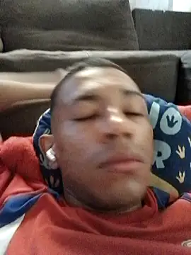 Mineirinho043 online show from February 2025 12:28:01 PM