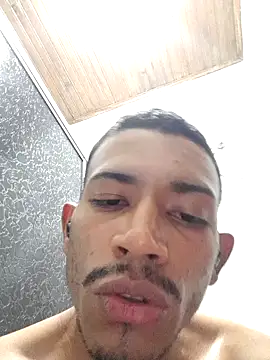 Mineirinho043 online show from March 2025 02:01:02 AM