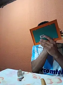 Mineirinho043 online show from March 2025 11:57:02 PM