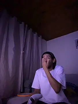 Snapshot of Mineirinho043 chatting on February 2026 06:59:02 AM Mineirinho043 online show from February 2026 06:59:02 AM