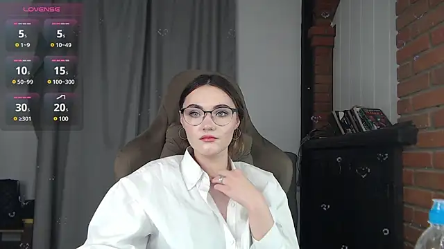 Snapshot of Kira_Jin chatting on February 2025 11:53:01 AM Kira Jin online show from February 2025 11:53:01 AM