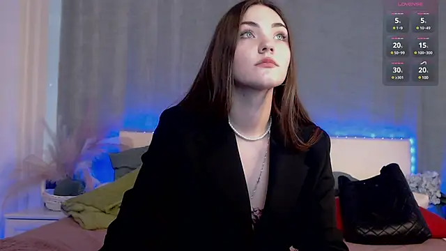 Snapshot of Kira_Jin chatting on March 2025 06:52:02 AM Kira Jin online show from March 2025 06:52:02 AM
