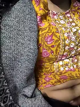 Snapshot of fuungirl38 chatting on February 2025 05:19:02 PM fuungirl38 online show from February 2025 05:19:02 PM