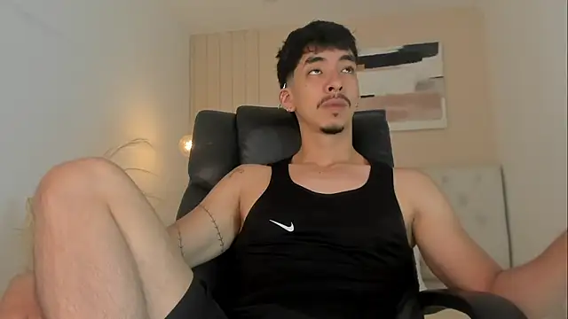 ISAAC CRYSTON online show from February 2026 09:49:02 PM