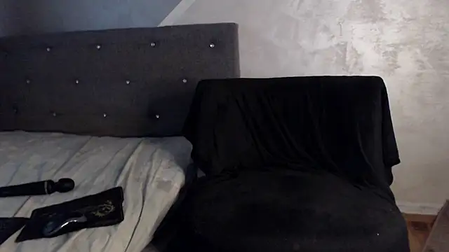sassy sandra online show from June 2026 05:12:01 AM