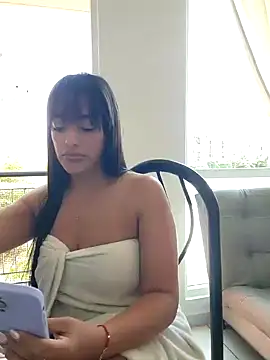 Snapshot of MarianaGiiiL chatting on September 2025 01:46:02 PM MarianaGiiiL online show from September 2025 01:46:02 PM