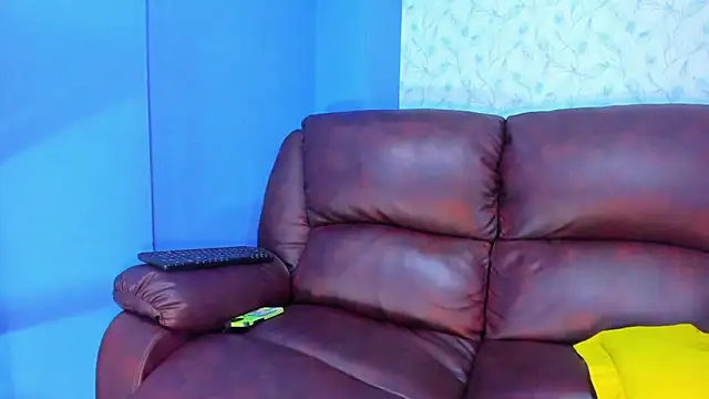 Snapshot of Gadiel_Sex chatting on February 2025 07:47:02 PM Gadiel Sex online show from February 2025 07:47:02 PM