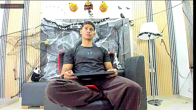 ANDRES STUD online show from October 2025 04:05:02 AM