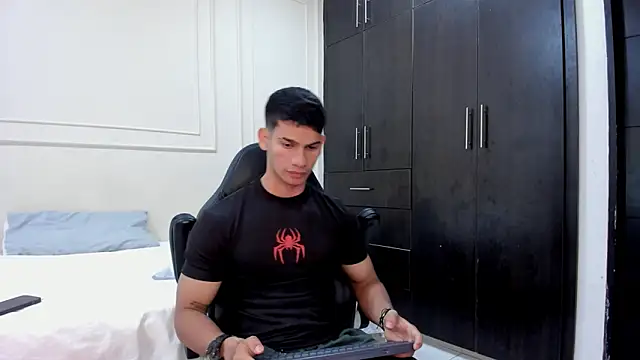 ANDRES STUD online show from April 2026 03:48:01 AM