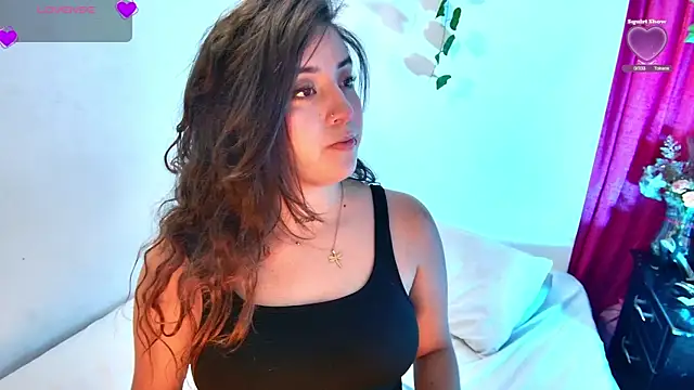 Snapshot of alaia_sweetxxx chatting on February 2025 01:24:02 AM alaia sweetxxx online show from February 2025 01:24:02 AM