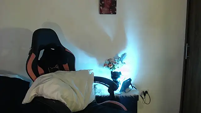 Snapshot of alaia_sweetxxx chatting on November 2025 01:19:01 AM alaia sweetxxx online show from November 2025 01:19:01 AM