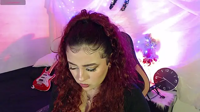 Snapshot of alaia_sweetxxx chatting on December 2025 12:48:01 AM alaia sweetxxx online show from December 2025 12:48:01 AM