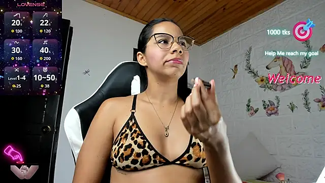 alisson hoffman05 online show from November 2025 11:29:01 PM