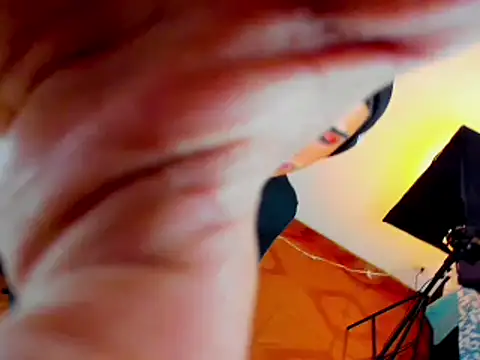 Snapshot of steve__gray chatting on March 2025 07:03:02 PM steve gray online show from March 2025 07:03:02 PM