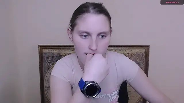 Snapshot of AdrianaRich_ chatting on March 2025 10:17:01 AM AdrianaRich online show from March 2025 10:17:01 AM