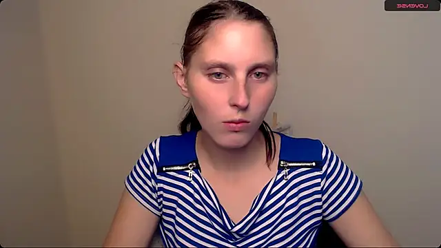 AdrianaRich  online show from October 2025 06:30:02 AM